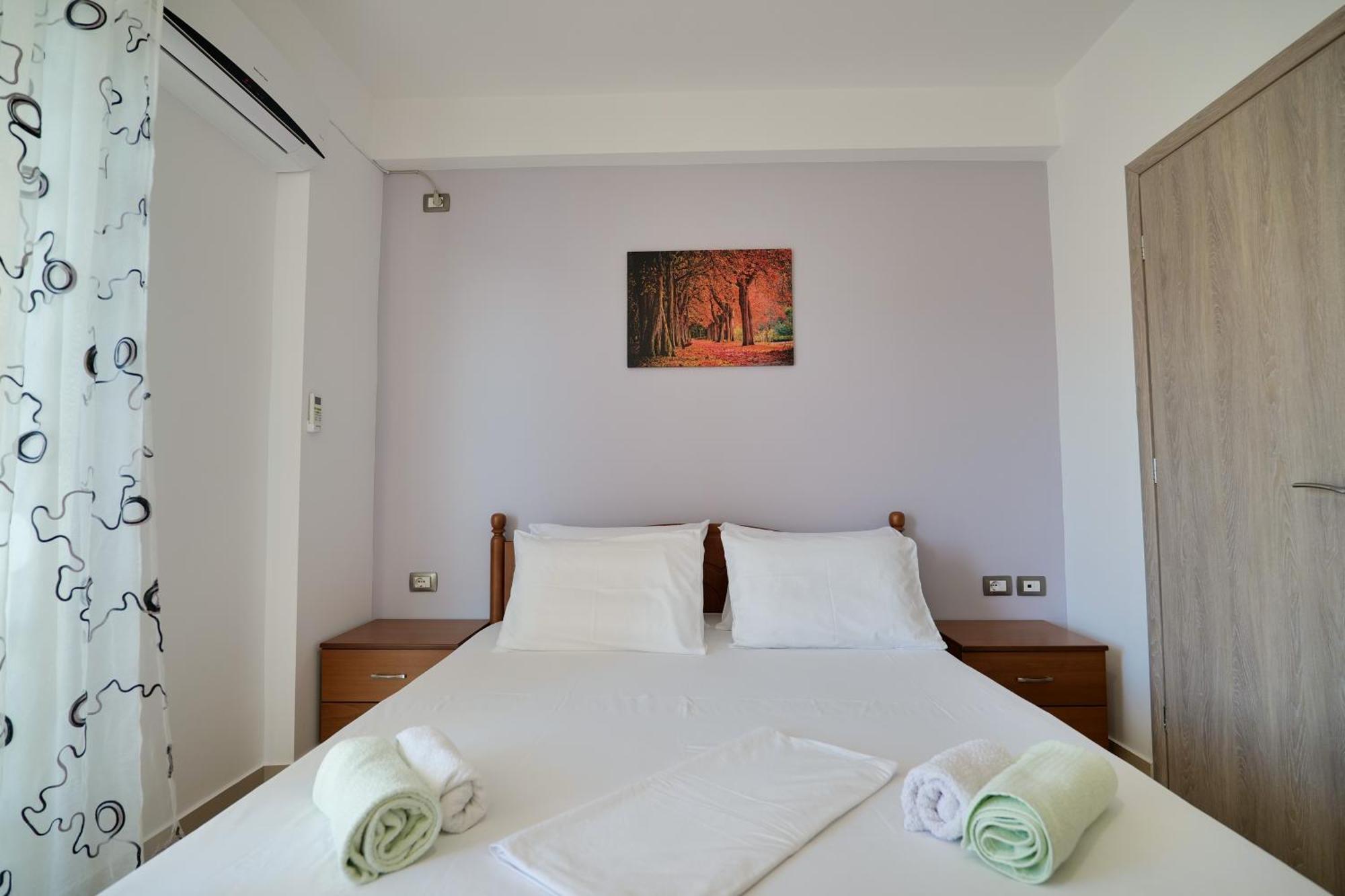 Siera * Sarandë